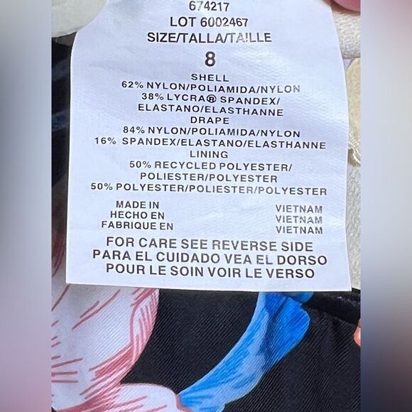 Dreamsuit by Miracle Brands Floral Suit NWT 🌺 adjustable straps 🌺 size 8 - Picture 8 of 8